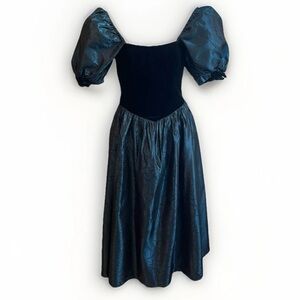 Vintage 80s Laura Ashley Party Dress Black Velvet Blue Brocade Basque 27" 10